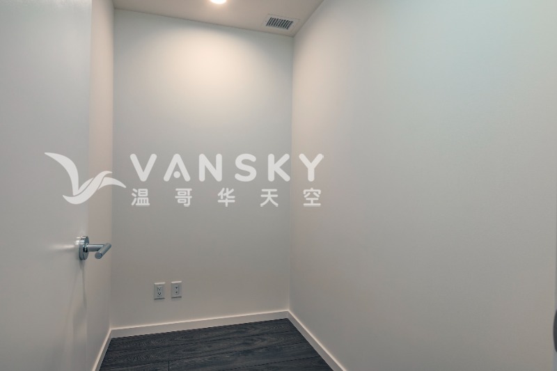 251124154845_765-6600 Minoru Blvd Richmond-7.jpg